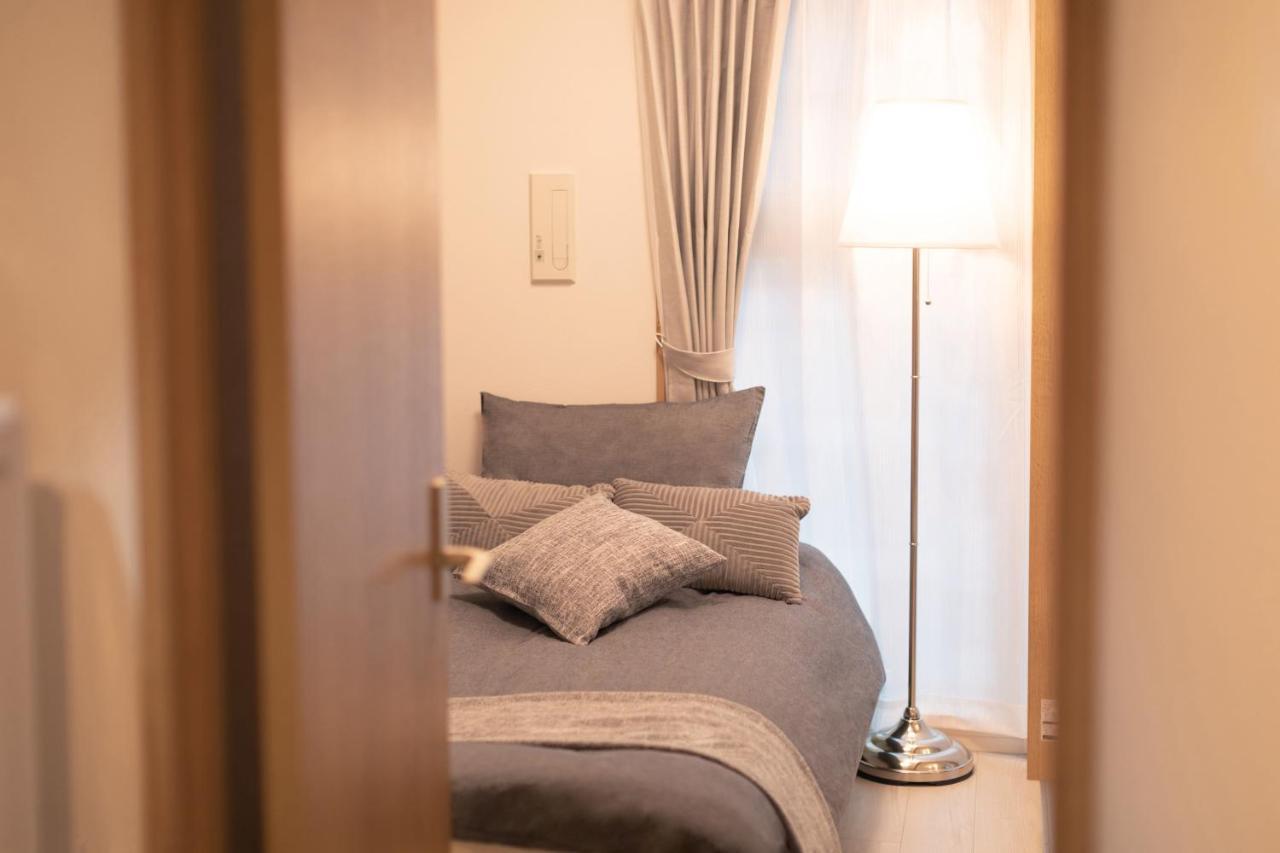 Osaka Sunshine Tower73 L Apart otel Dış mekan fotoğraf